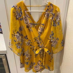 Bailey Blue Yellow Floral Romper Size Medium